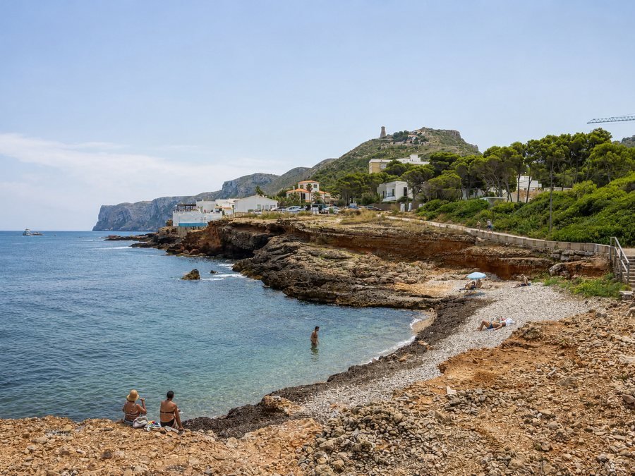 Les Arenetes rocky cove and cliffs in Les Rotes, Dénia