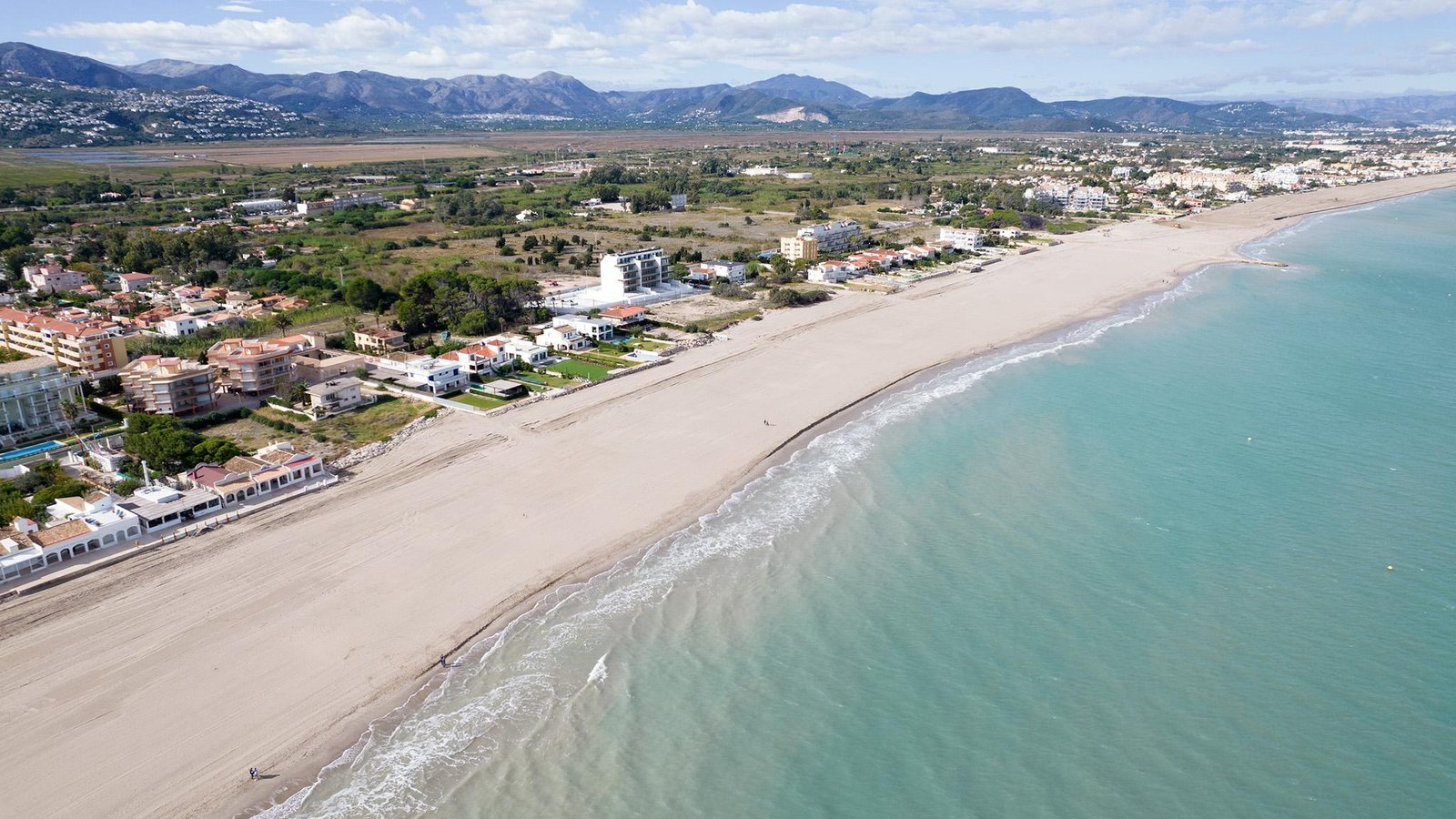 Les Marines sandy coast in Dénia