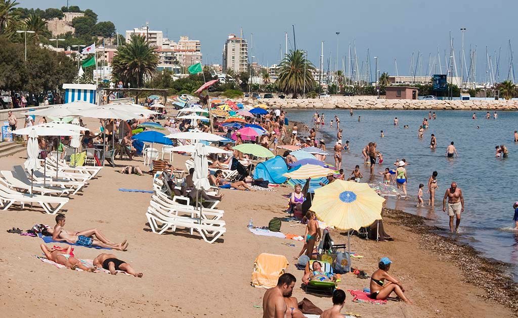 Marineta Cassiana beach in Dénia